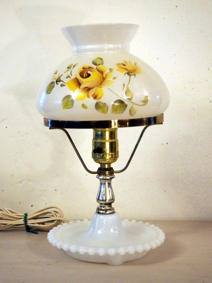 アンティークランプ ミルクガラスランプ 花柄シェード Antiques Lamp Br アンティークランプ テーブルランプ ｇｒｏｗｔｏｎ グロートン